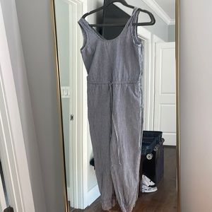 Anthropologie Brand Sleeveless jumpsuit